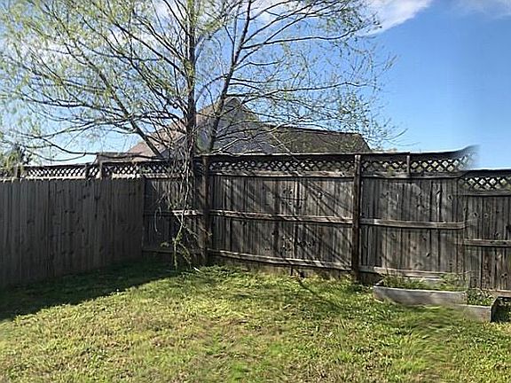 3rd image of 1312 Ashleys Dr