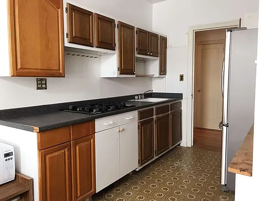 Sold by Furumoto Realty of New York City Inc | media 17