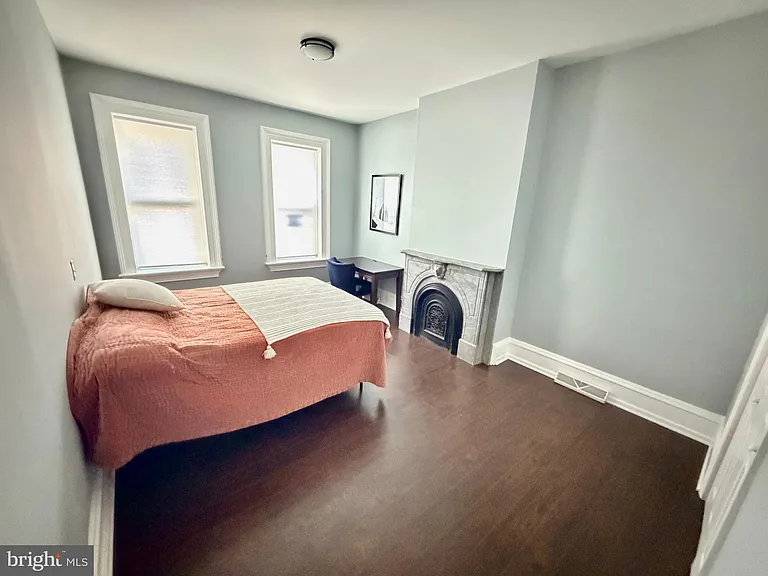 348 Farnsworth Ave #1R — Photo 8