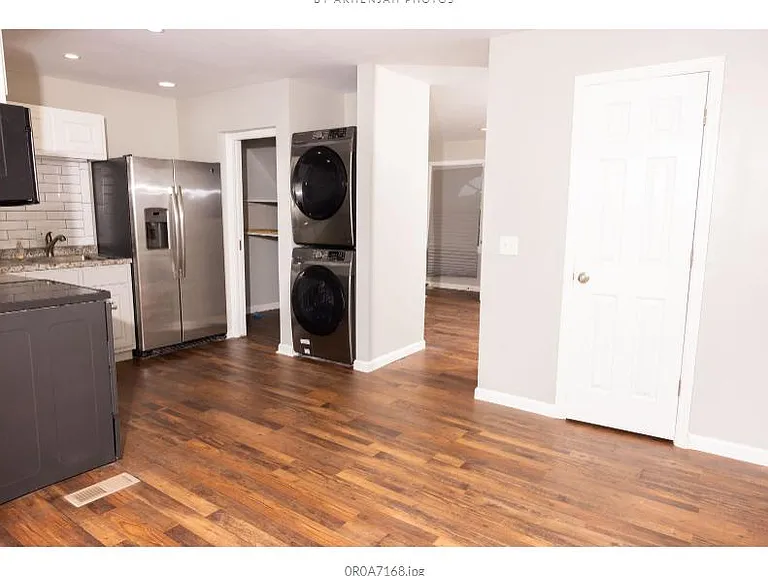 621 Lischey Ave — Photo 1