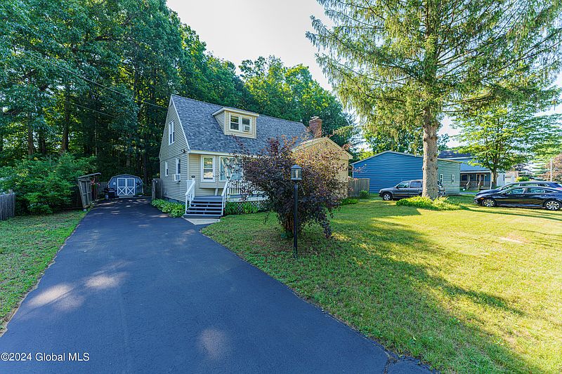 3rd image of 46 Greenfield Avenue