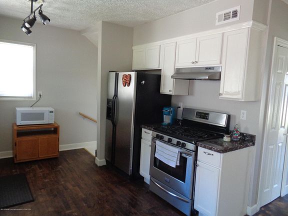 2nd image of 2809 N Hollywood St