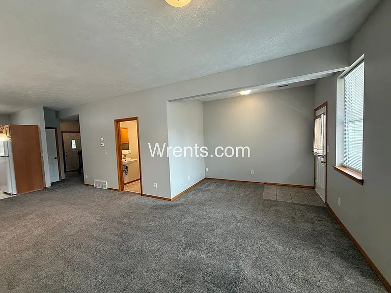 425 W 14th Ave — Photo 9