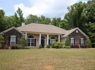 141 Montrose Way, Lagrange, GA 30240