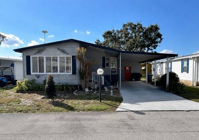 1st image of 376 Plantation Landings Dr