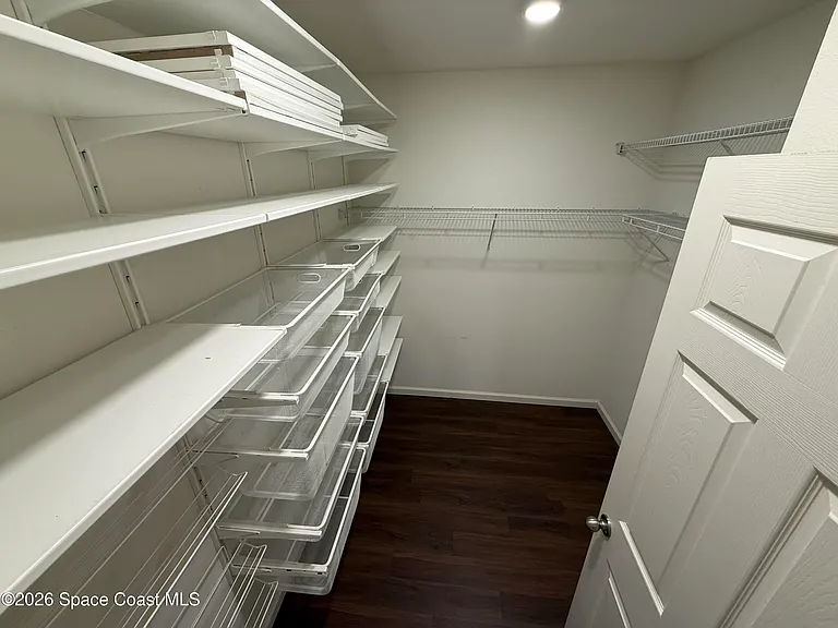 1070 Swiss Pointe Ln SW — Photo 17