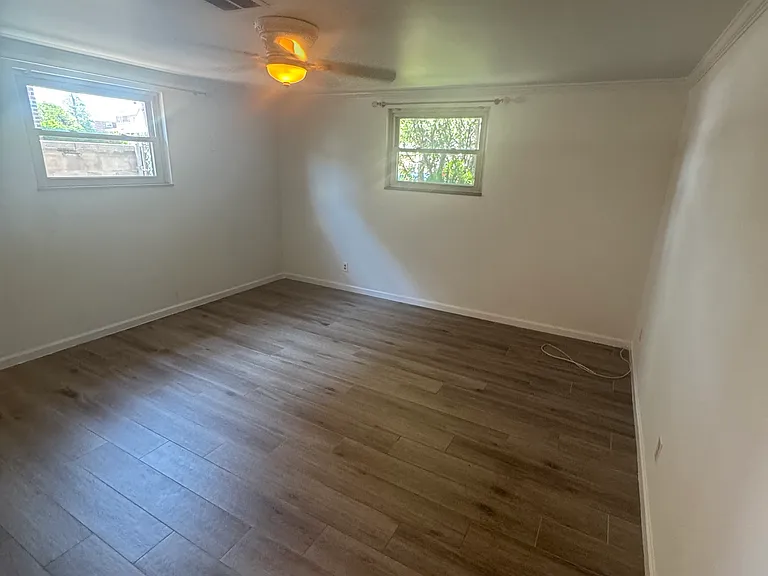 1240 Neill Ave — Photo 7