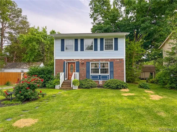 503 3rd St, Blackstone, VA 23824