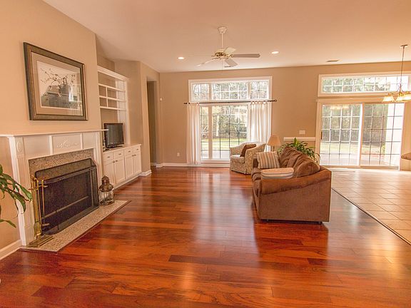 Great Room with Fireplace