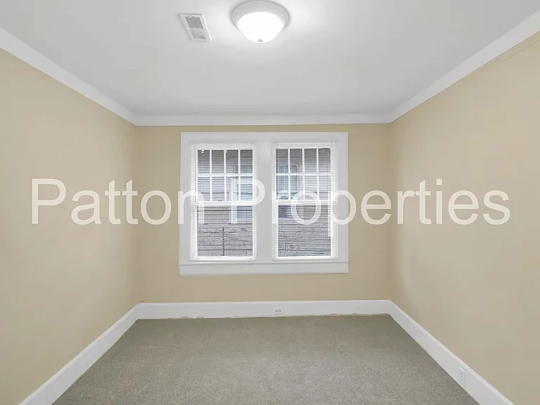 2229 Greene St — Photo 15