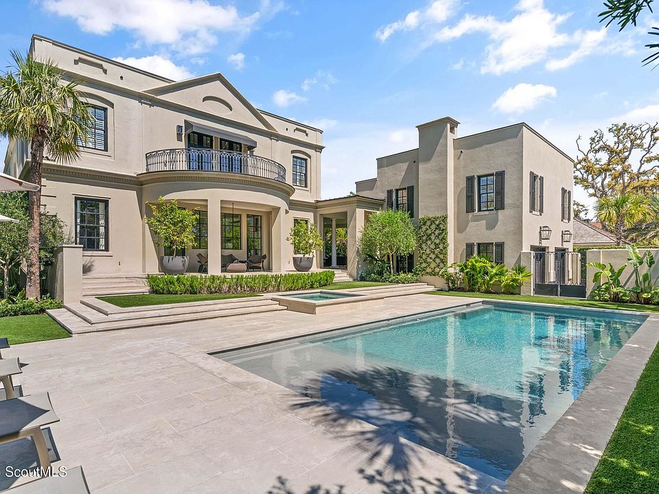 1st image of 2406 Sea Island Dr #1