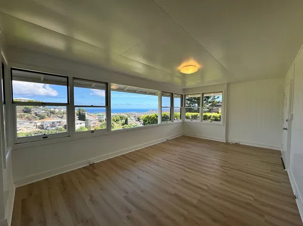 1769 Bertram St, Honolulu, HI 96816