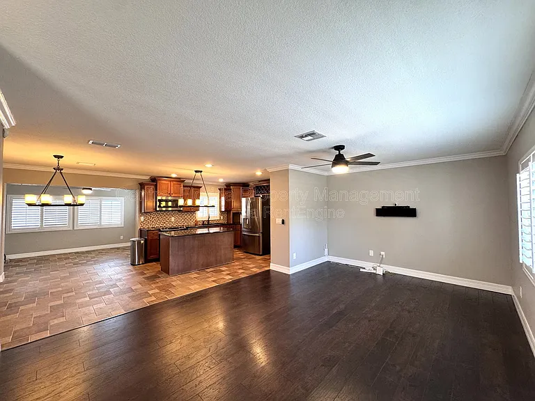 3465 Balsam Dr — Photo 4