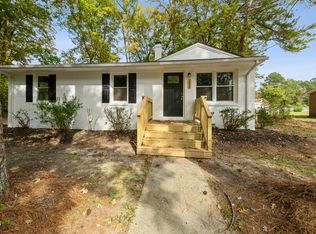 1004 Hertford St, Weldon, NC 27890