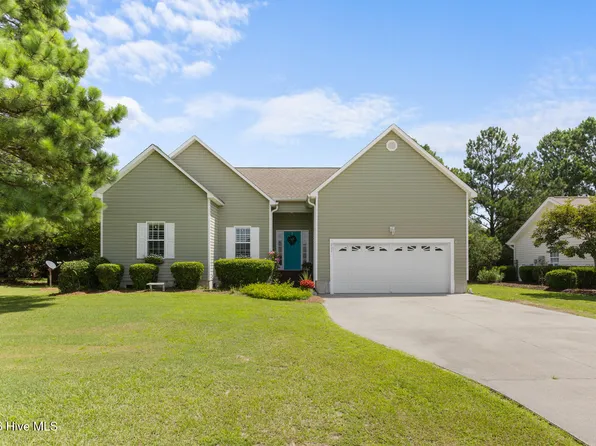 221 Palomino Lane, Swansboro, NC 28584