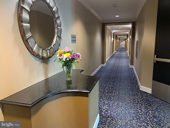 4th image of 1915 Towne Centre Blvd Unit 813