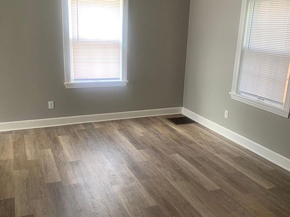 5th image of 680 Perkins Dr NW #680
