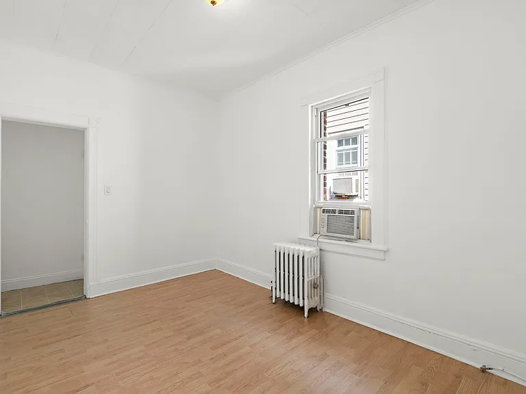 259 Crescent Ln #2 — Photo 5