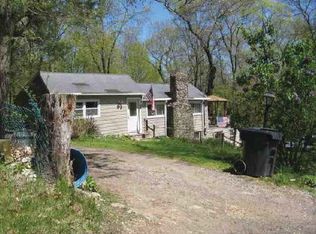 8 Walnut Trl, Danbury, CT 06811