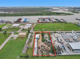 908 Lakeside Dr, Channelview, TX 77530