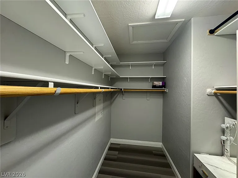 5027 Breaking Dawn Ct — Photo 14