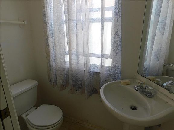 5th image of 846 BURLWOOD STREET