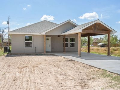 809 E Morin St, Del Rio, TX, 78840