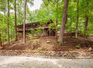 1835 Black Walnut Dr, Nellysford, VA 22958