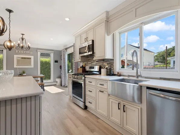 93 Saint George Drive, Shirley, NY 11967