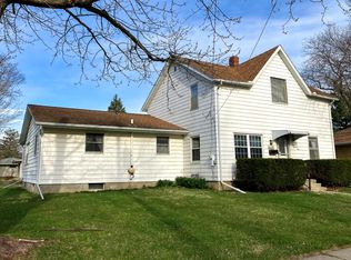 401 Ash Ave, Morrison, IL 61270