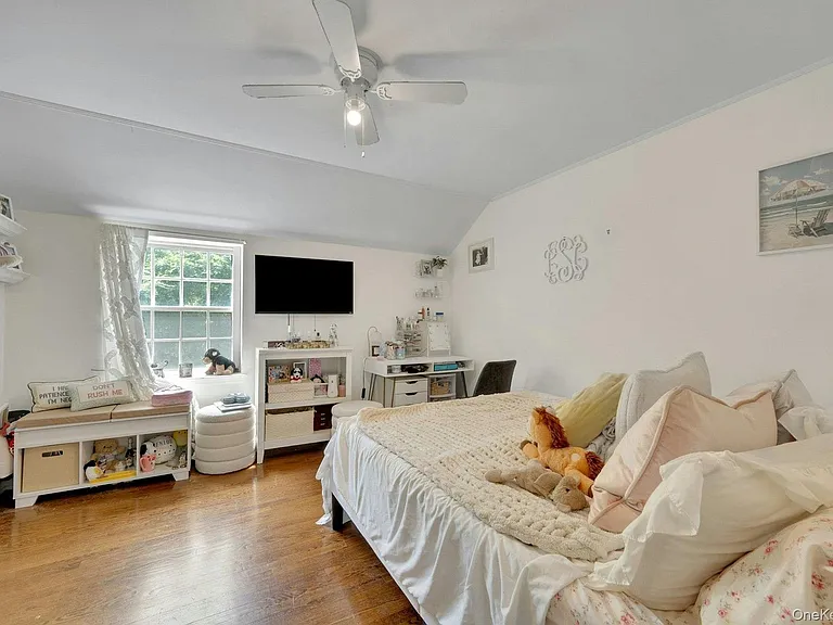 29 Deerfield Ave — Photo 19