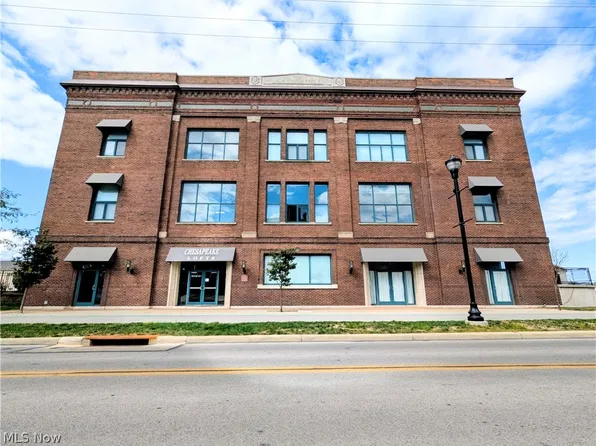 401 W Shoreline Dr Unit 244, Sandusky, OH 44870