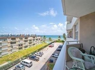 1950 S Ocean Dr APT 4D, Hallandale Beach, FL 33009