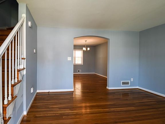 5th image of 7837 Lockwood Rd