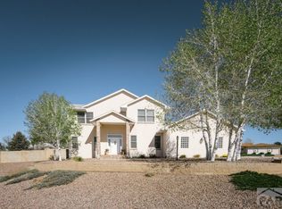 353 S Golfwood Ct, Pueblo West, CO 81007