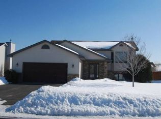 1275 Miller St S, Shakopee, MN 55379