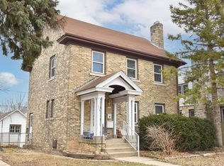 1112 S 77th St, Milwaukee, WI 53214