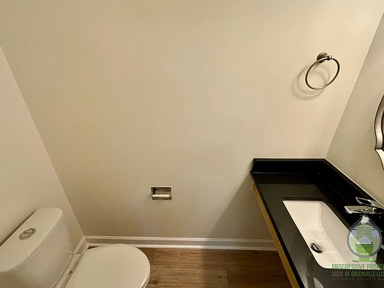 3505 E North St #7 — Photo 7