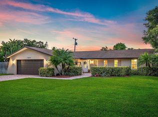 8147 SE Coconut St, Hobe Sound, FL 33455