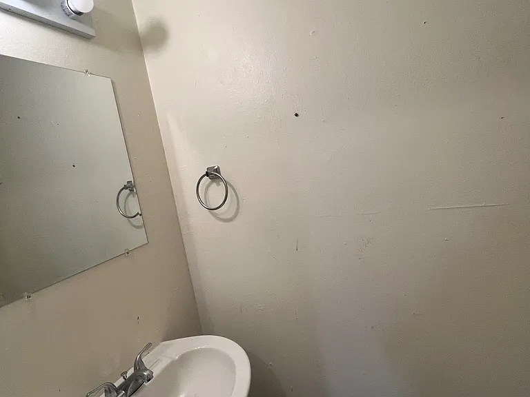 156 Olive St #1 — Photo 6