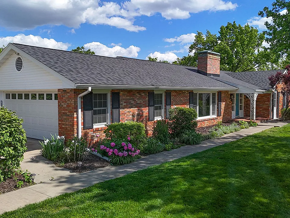 1022 Queen Ann Dr