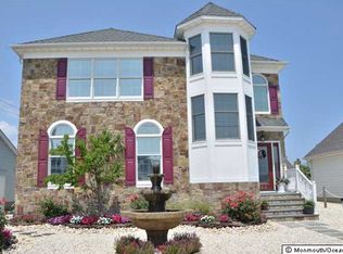 25 Bullard Dr, Lavallette, NJ 08735