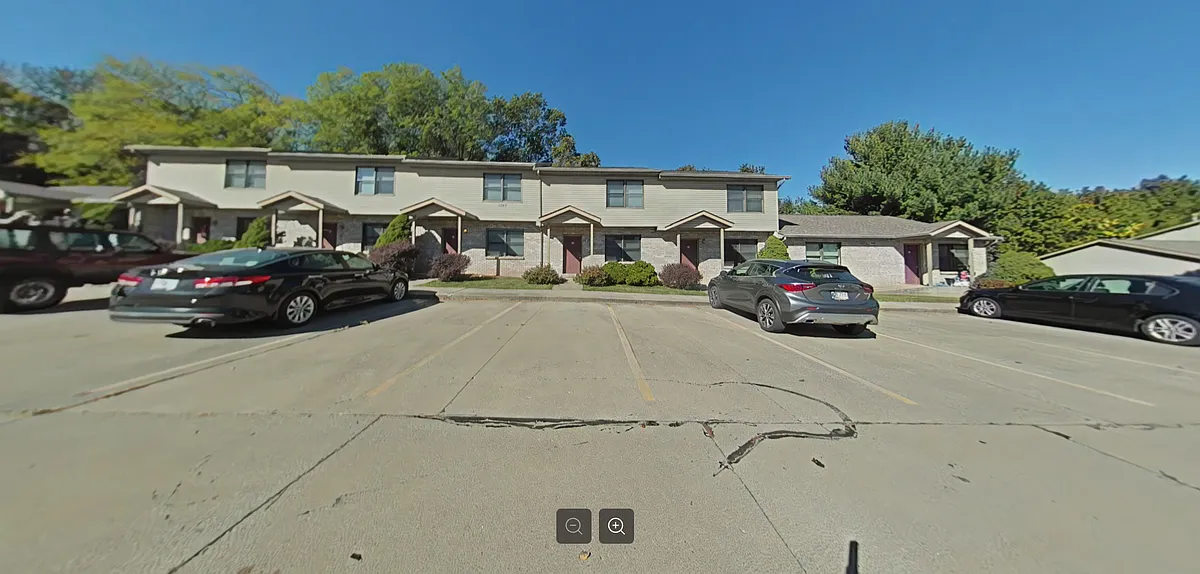 Building Photo - 1383 W Allen St #B2