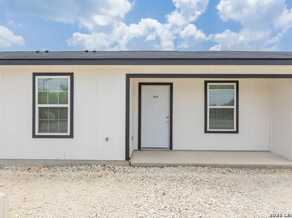 1010 County Road 4516 #1008, Castroville, TX 78009