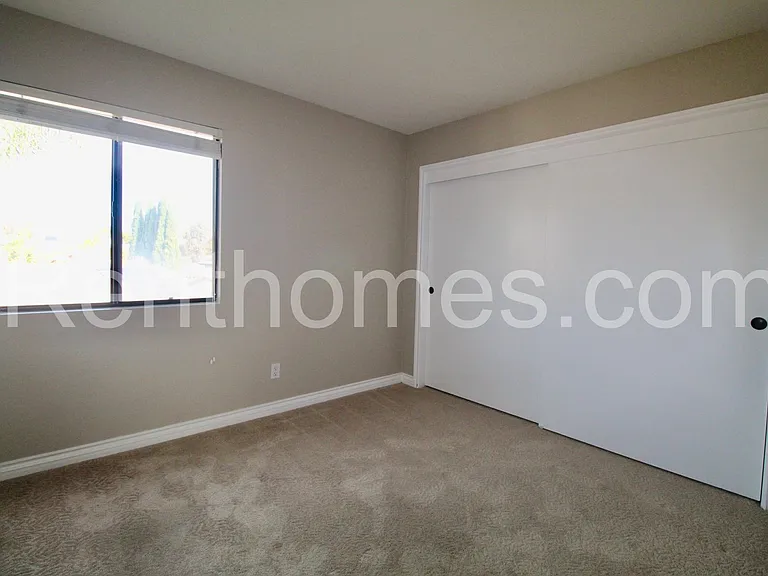 10928 Sunset Ridge Dr — Photo 15