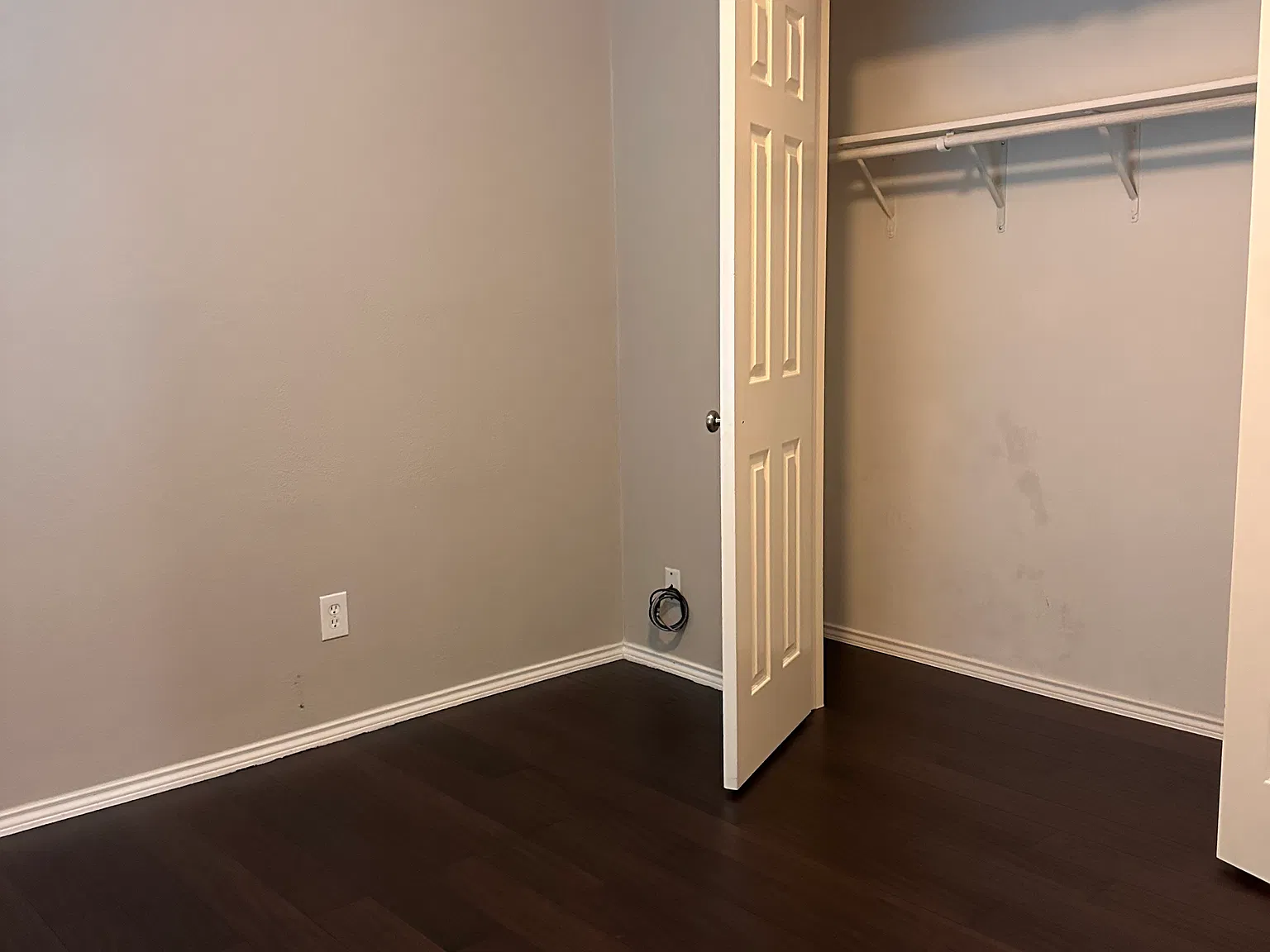 3 bed, 2.5 bath, 1725 sqft, $2,300 — Photo 1
