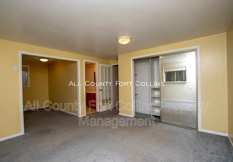 2730 Hanover Dr — Photo 18