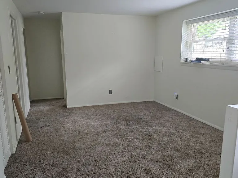 1524 Dexter St — Photo 13