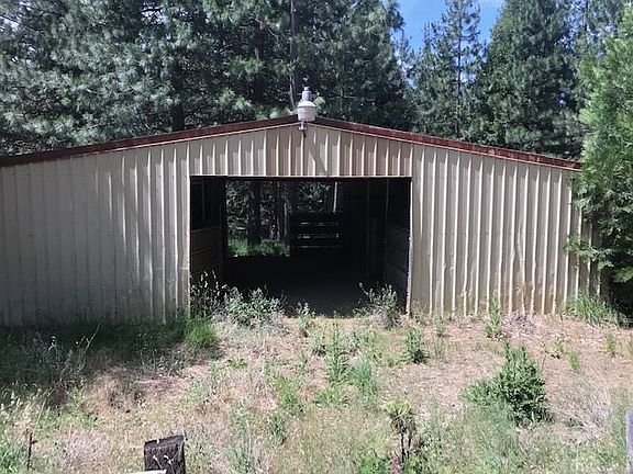 3rd image of 8208 Aspen Dr