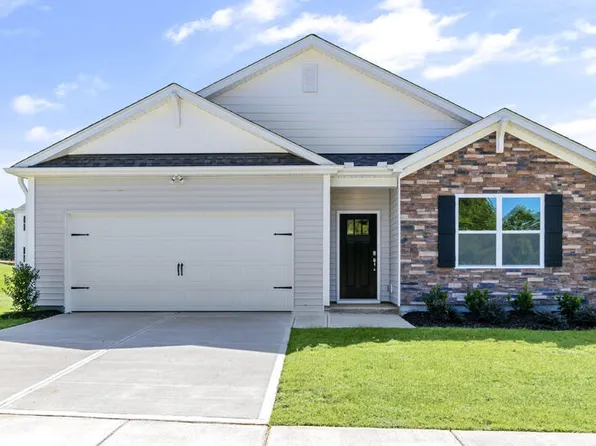 369 Swift Creek Farm Ln, Clayton, NC 27520